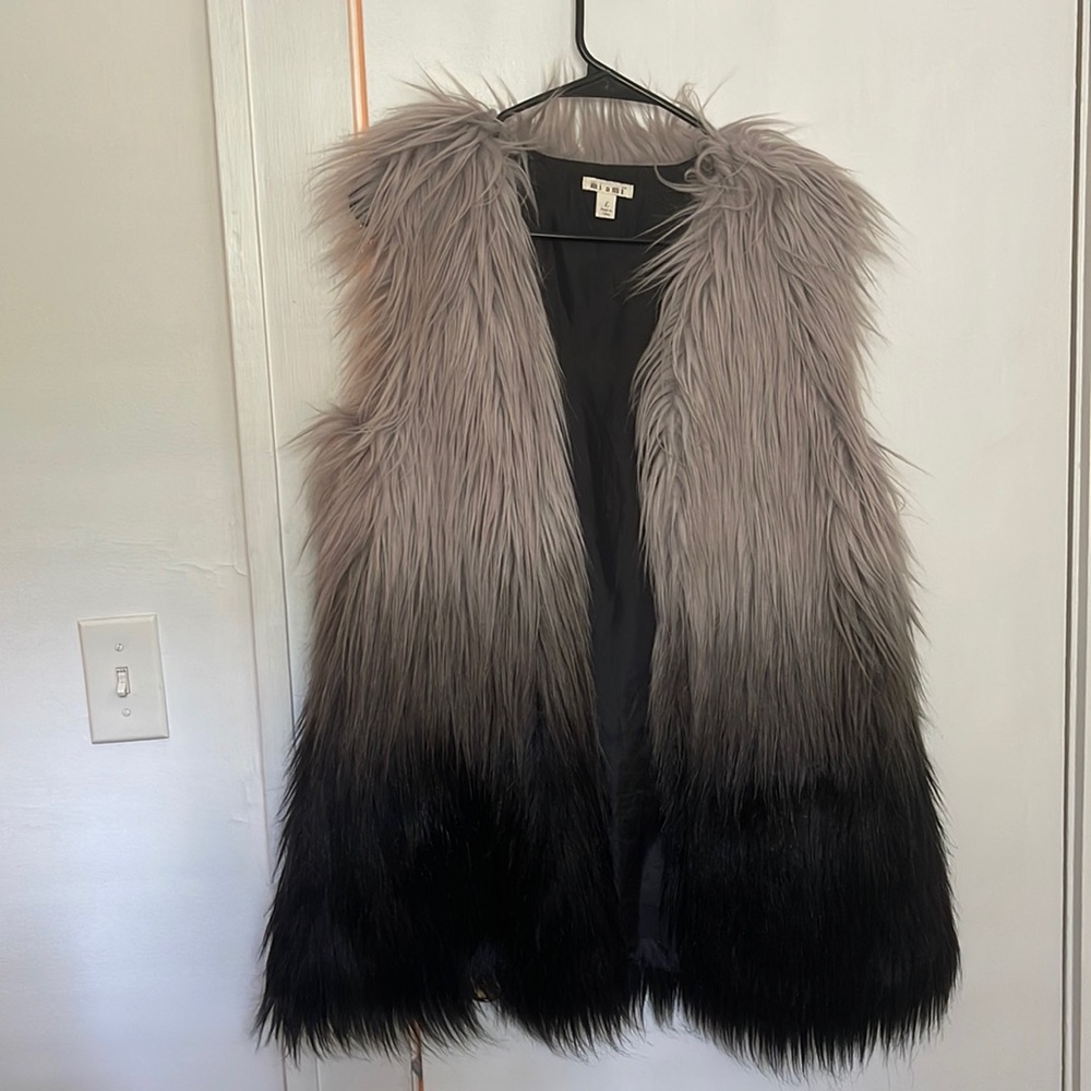 Large sleeveless fur jacket
